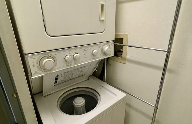 The Alex Furnished Rentals - Foto 12