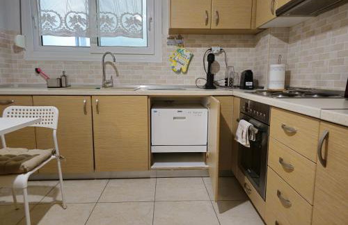 Pilea Comfy Home - Photo 15