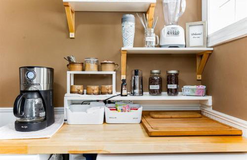 The Huddle & Hangout - 3 Bedroom House Close to ND - Foto 28