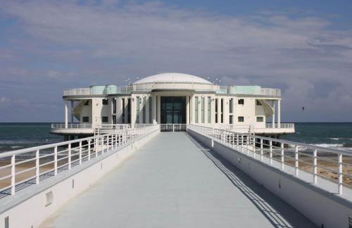 Inviting Holiday Home in San Costanzo With Swimming Pool - Foto 24