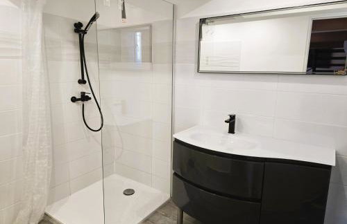 Logement indépendant en rdc dans propriété - Foto 11