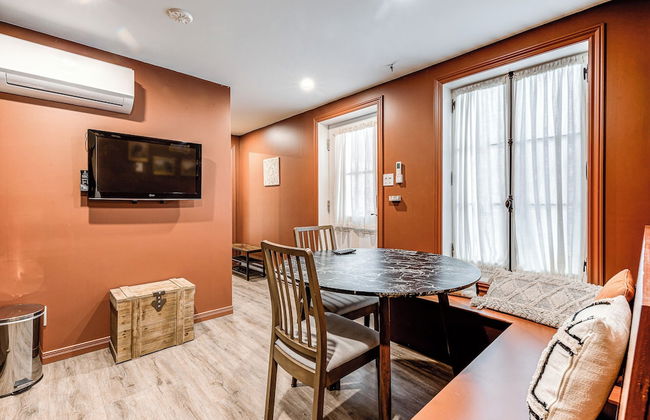 Quebec City 2 Bedroom Treasure - Photo 8