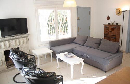 Charming seafront villa - Photo 12