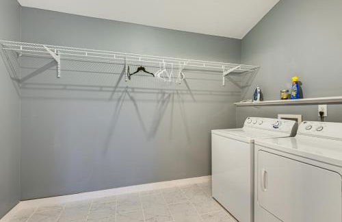 Great for Groups Home 3 Mi to Dtwn Springfield! - Photo 18