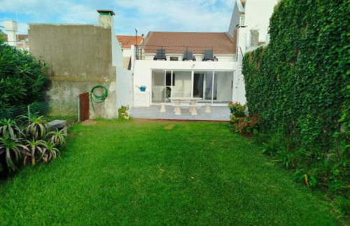 Surf Beach_Santa Barbara Secret Gardens - Photo 33