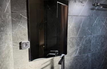 FlyHome Apartments near the Airport - Photo 9