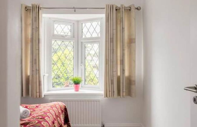 Tudor House Kingston Luxury 5 bed Villa - Foto 8