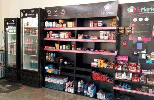 Lindo flat no Number One - Ponta Dareia com serviço de limpeza diaria - Foto 22