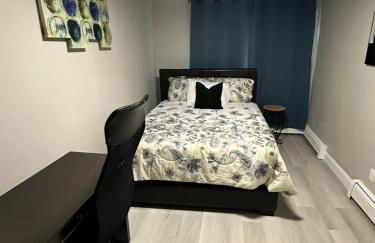 Luxurious, newly renovated retreat - Photo 20