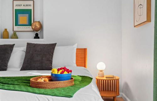 The Bauhaus - 4BR,3BA ,Families , Ample Parking - Foto 31