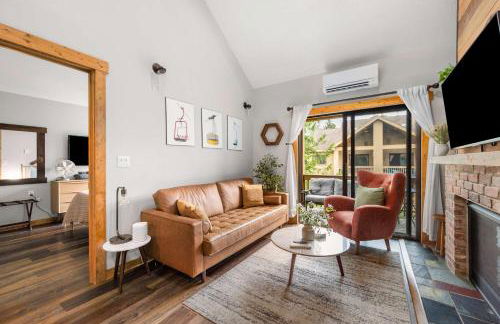 Renovated Ski In Out Condo King Bed Patio Grill - Foto 1