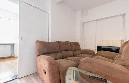 Monteurwohnung für 5 Personen mit 3 Schlafzimmern - Foto 13