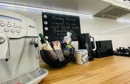 Villa Piano Warszawa Piaseczno - dwie sypialnie, salon, garaż - 20 min od Lotniska Chopina - Foto 13