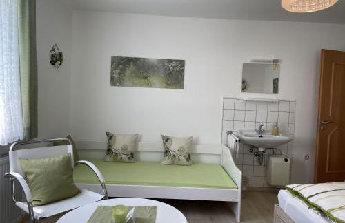 Haus Beate, FeWo im Bienenparadies - Foto 16