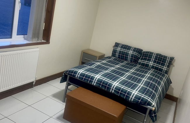 Beautiful 3-bed Bungalow in Bawtry Doncaster - Photo 2