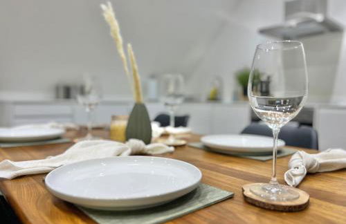 Work stays - FREE Parking - 2-mins to station - Foto 13