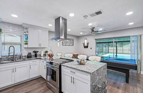 Stunning Heated Pool House Close to Tampa & Casino - Foto 4