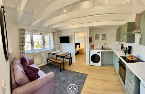 Four Counties Cottage in Collyweston by Amber Stays, Perfect for Getaways with Free Parking - Foto 28