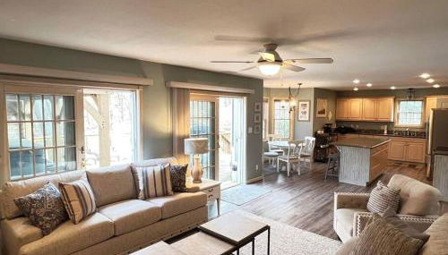 LakePath Beach House - XL hot tub, walk to beach - Foto 3