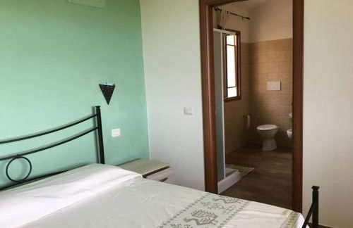 agriturismo gli olivastri appartamento raggio di sole , con piscina e vista mare ,climatizzatore,wifi - Photo 23