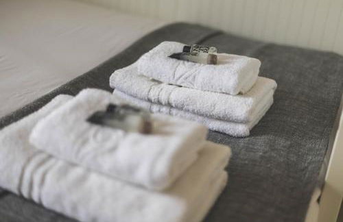 Cosy 2BR, Free Parking, 8min to City Airport - Foto 15