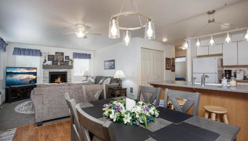 Walk to Downtown Leavenworth, Coaster, Festivities, Oktoberfest, Christmas Lights, Maifest - Foto 5