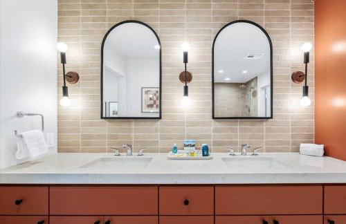 Hot Tub Pool + Firepit + Gameroom ~ Guesthouse - Foto 77