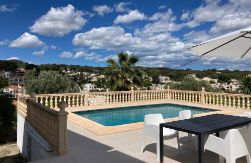 Villa mit privatem Pool 10 Minuten vom Strand mit kostenlosen WiFi - Foto 3