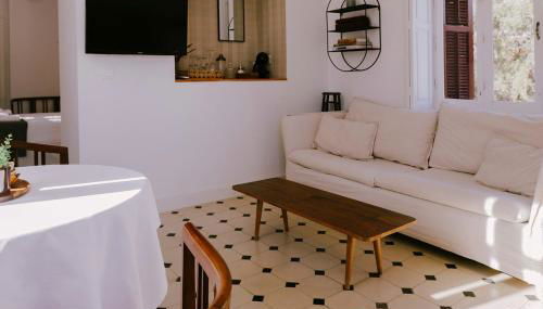 Hacienda Clavero Six Premium Apartment - Photo 4