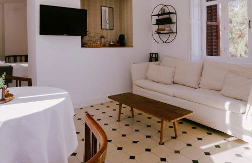 Hacienda Clavero Six Premium Apartment - Photo 4