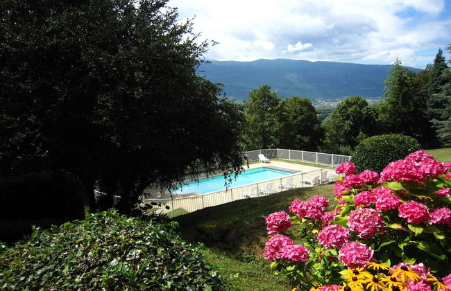 Exceptional Chalet on Estate With Swimming Pool - Photo 8