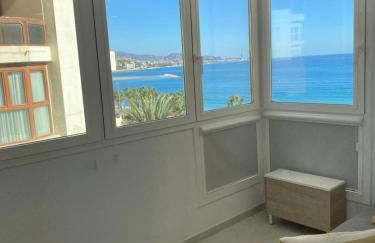 Playa Malagueta Vistas frontal al mar con 2 dormitorios - Photo 7