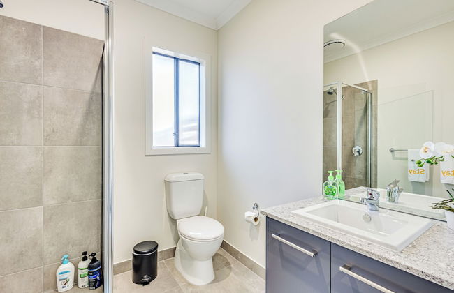 StayAU Charming 4BR Retreat Wyndham Vale - Foto 63