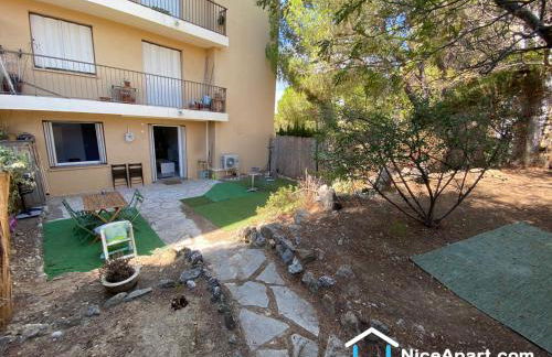 Nice hillside with 100 sqm private garden - Foto 8