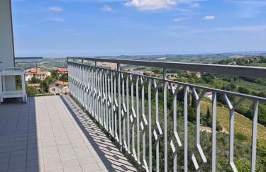 CASA DORIS Montecarotto, Le Marche - Top Lage, Glasfaser WIFI, neu renoviert - Foto 51