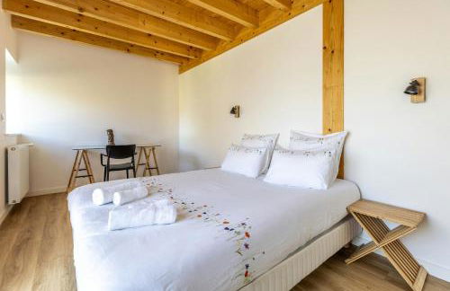 Family Farm At The Foot Of Auvergne Volcanoes - Foto 26