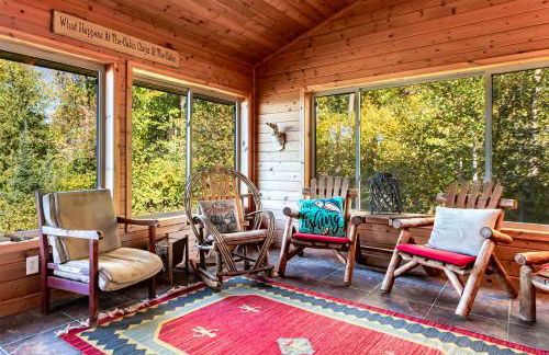 Spacious Leech Lake Home on 2 Private Acres, 200' of lake shore 15 Minutes to Walker with boat lift, dock, swimming, fire pit - Foto 42