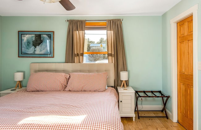 Lakeshore Vermont - Photo 18