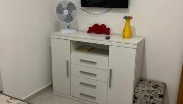 Apto em Ubatuba divisa com a Praia de Itagua e facil acesso as praias fica ao lado do Atacado Tenda na rodovia Rio Santos - Foto 4