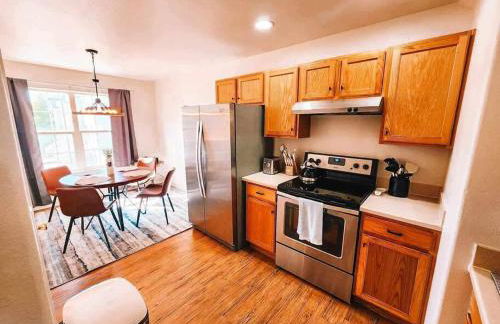 Palmer Lake near AF Academy Pet Friendly King Bed 4 TVs - Foto 8