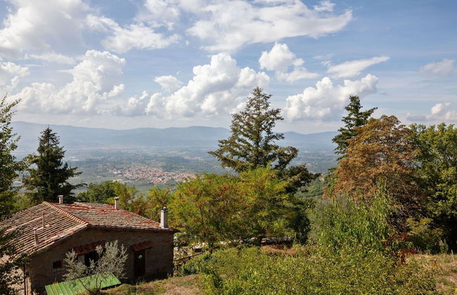 Hillside Retreat With a View - Foto 41