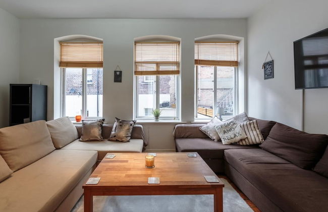 Luxury Central Newcastle Apartment 20 - Photo 10