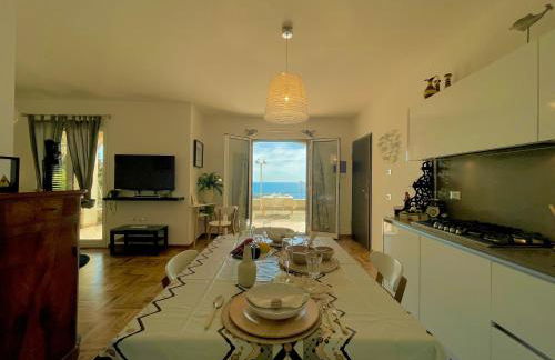 La finestra sul mare con Wi-Fi, A/C & Free Parking - Foto 26