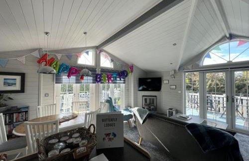 Holly Blue - Cosy wooden lodge Kippford - Photo 8