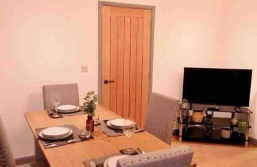 Modern Coastal 2 Bedroom Home to Relax and Unwind - Foto 7