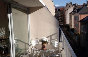 Appartement 2 pieces 40 m2, dans hyper centre, avec piscine au rez de chaussee - Foto 7