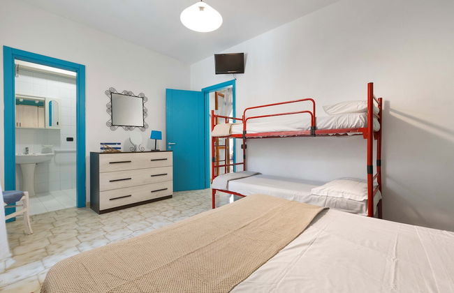 2848 Blue Apartment by Barbarhouse - Photo 3