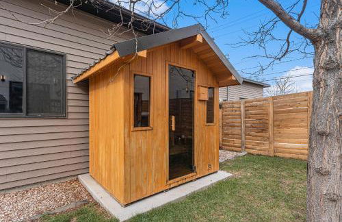 Walk to Broncos Stadium Hot tub & Rooftop - Foto 34