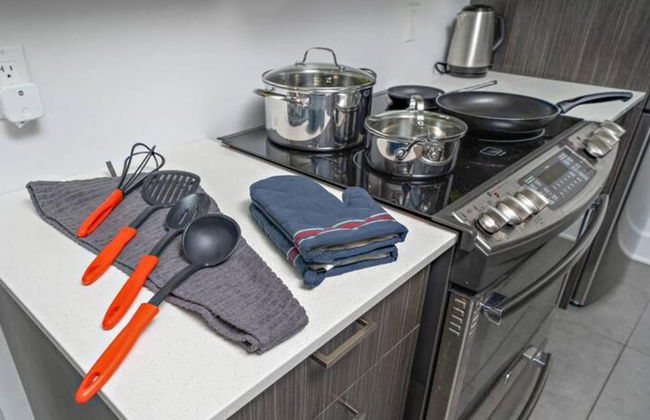 3 Bedroom Penthouse Great for Family Vacation - Photo 39