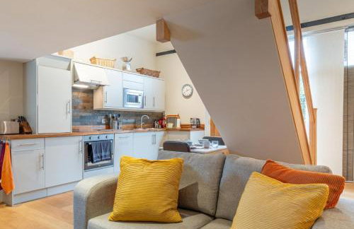 The Coach House - Cosy Retreat in Warwickshire! - Photo 59